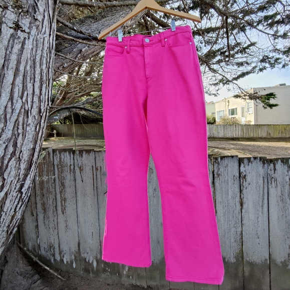 💗 Hudson Mid Rise Flare Jeans 💗 - Picture 2 of 9